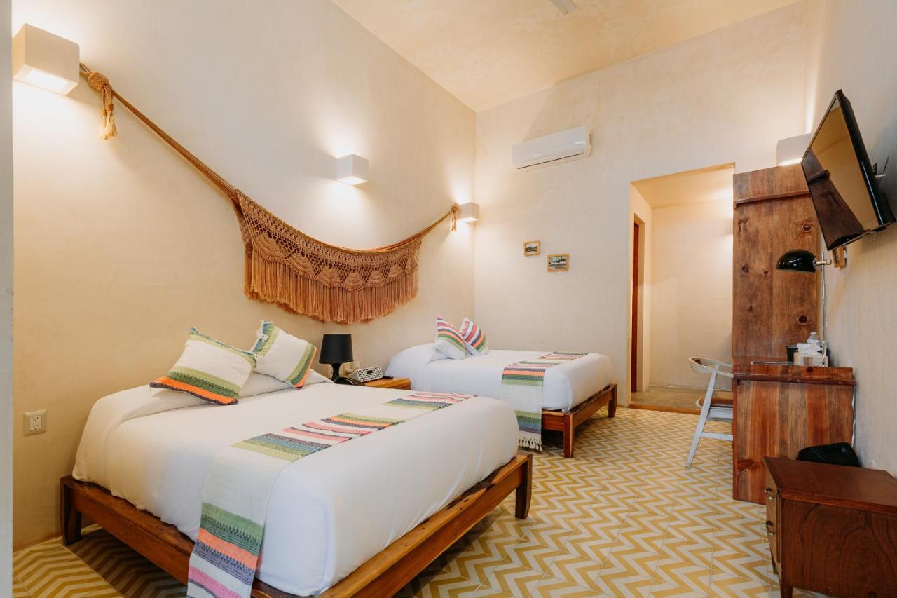 Hotel Waye Valladolid  Buitenkant foto